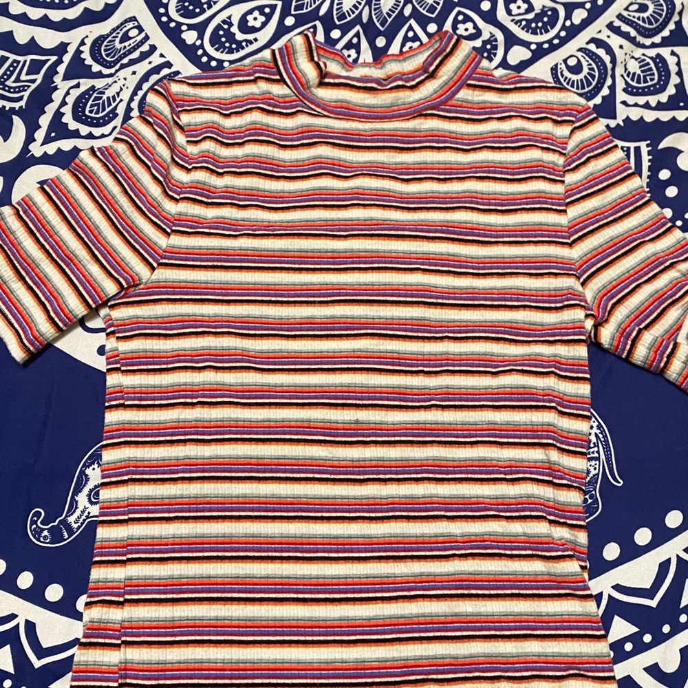 Striped turtle neck tee